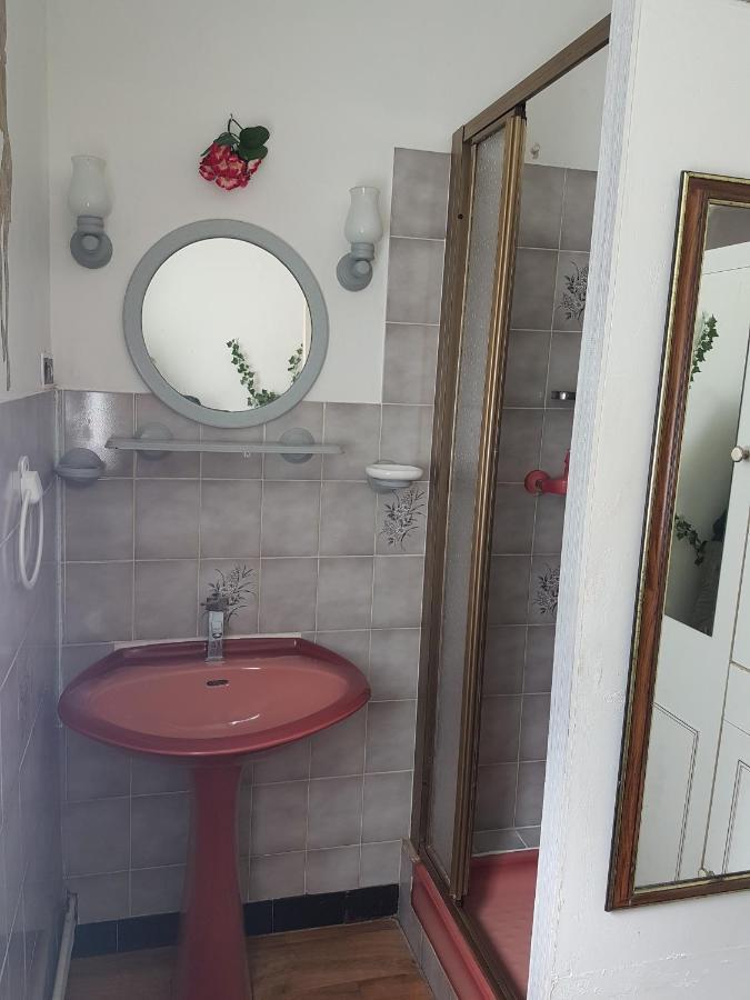La Lisiere Appartement 2 Chambres Revin エクステリア 写真